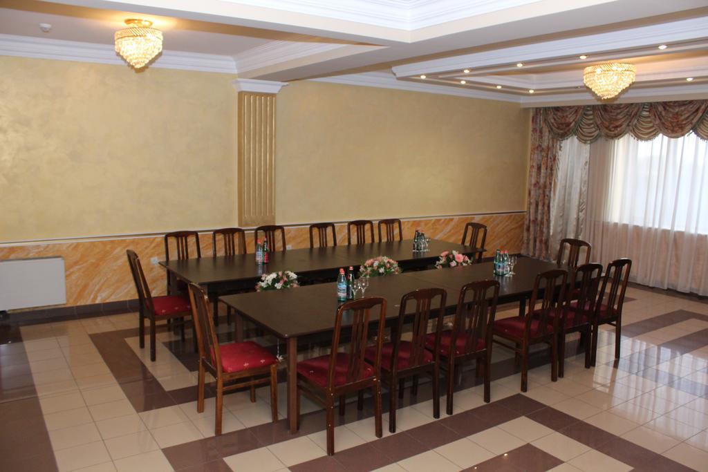 Nor Dzoraberd Hotel Complex Ереван Екстериор снимка
